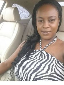 Femme noire élégante cherche son gentlemen