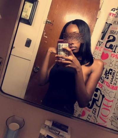 rencontre black - Lille - Shani, 28 ans sur Lille, cherche un site rencontre black pour partager ses photos coquines