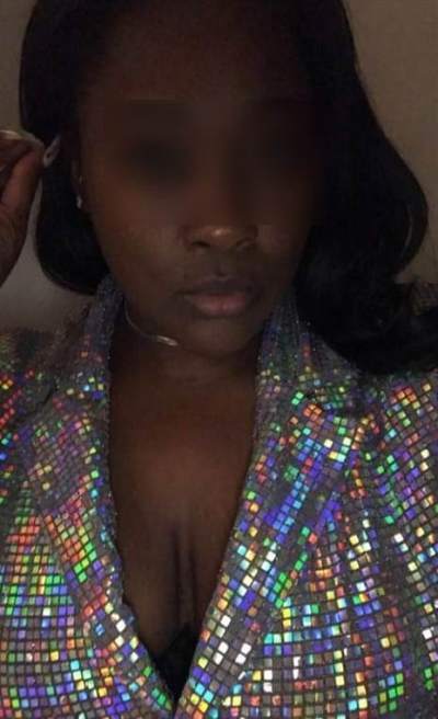 rencontre black - Blois - Manel, 26 ans, propose un rdv femme black bien chaud à Blois