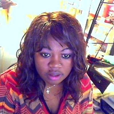 rencontre black - Vierzon - Lilly, 18 ans à Vierzon, prête pour une aventure avec femme black