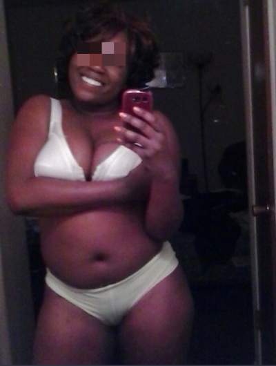 rencontre black - Aix-en-Provence - Leonor, tchat femme black à Aix-en-Provence cherche quelqu&rsquo;un à qui parler ce soir